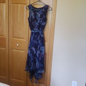 Blue Dress w/ design Sz 2 Roz & Ali Dressbarn